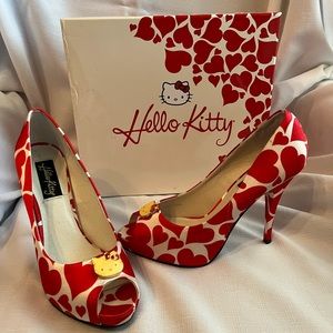 Hello Kitty red heart heels